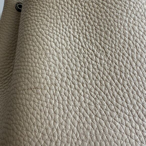 Dagne Dover Ava Bucket Bone Onyx Snap Divided Compartment Leather Shoulder Bag - Picture 11 of 12